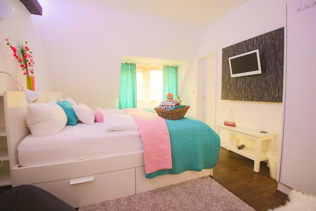 Hotel Barbarossa Garni เวิร์ซบวร์ก ภายนอก รูปภาพ